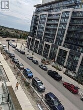 395 Dundas St W in Oakville, ON - Building Photo - Building Photo