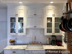 84 Hudson St, Unit #1 in Somerville, MA - Building Photo - Building Photo