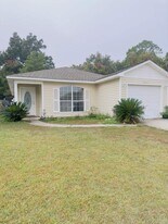 10441 Senegal Dr in Pensacola, FL - Building Photo