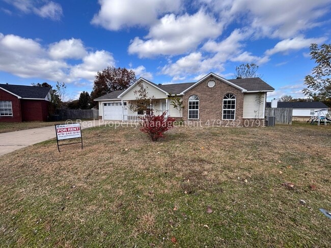 1805 Cherrybark Bend in Greenwood, AR - Foto de edificio - Building Photo