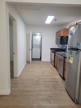 912 Elfin Ave in Capitol Heights, MD - Building Photo - Building Photo
