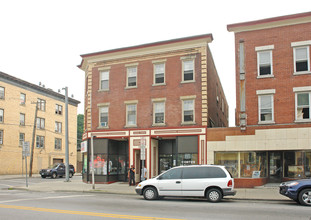 548 Main St in Poughkeepsie, NY - Building Photo - Building Photo