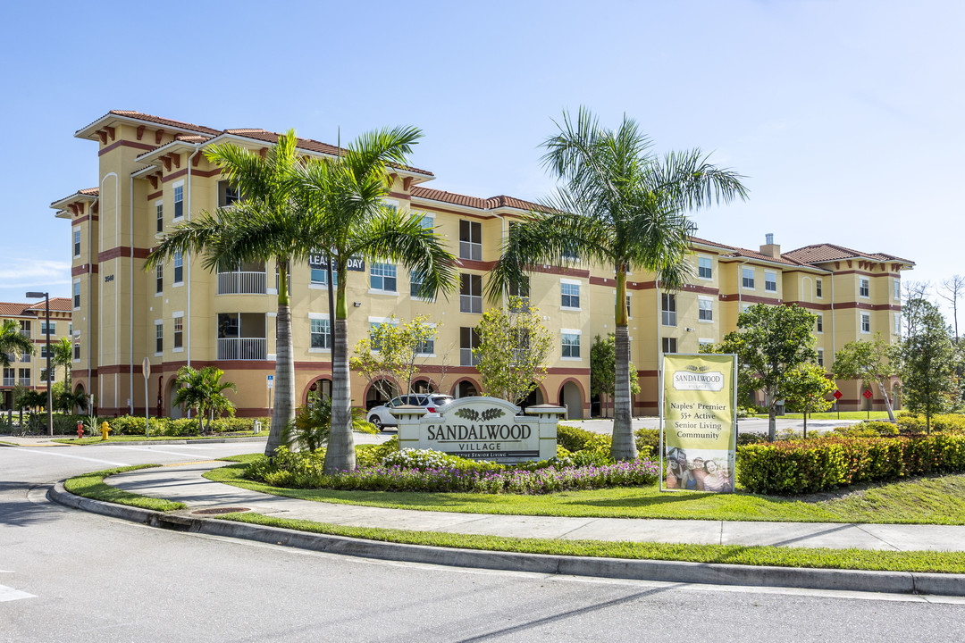 Sandalwood Village in Naples, FL - Building Photo