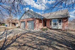 1832 S Laurel St in Wichita, KS - Building Photo