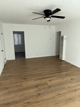 6314 1/2 Overhill Dr, Unit 6314 1.2 in Los Angeles, CA - Building Photo - Building Photo