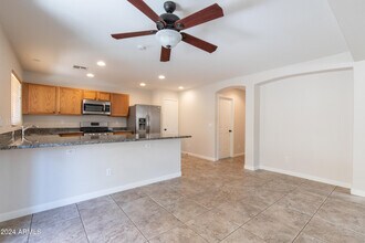 5817 E Hampton Ave in Mesa, AZ - Building Photo - Building Photo