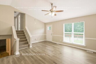 6457 River Hill Dr in Flowery Branch, GA - Building Photo - Building Photo