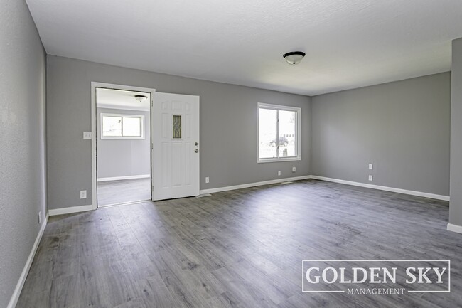 1700 N Manring Ave in Muncie, IN - Building Photo - Building Photo