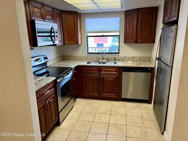 2369 Golf Lake Cir in Melbourne, FL - Building Photo - Building Photo