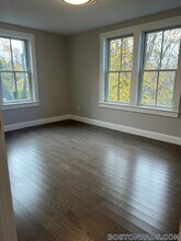 328 Bank St in Harwich, MA - Foto de edificio - Building Photo