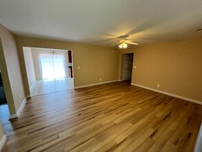 32422 White Oak Dr in Locust Grove, VA - Building Photo - Building Photo