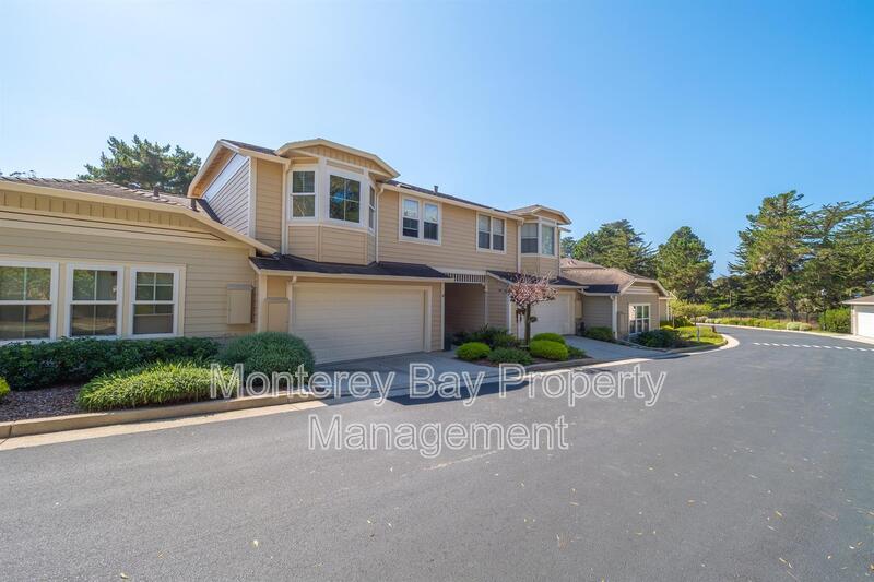98 Glen Lake Dr in Pacific Grove, CA - Building Photo