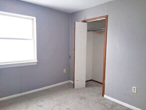 7402 Park Ln in Cleveland, OH - Building Photo - Building Photo