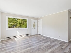 11001 Reedy Branch Rd in Chesterfield, VA - Building Photo - Building Photo