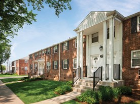 Hackensack Gardens Apartments