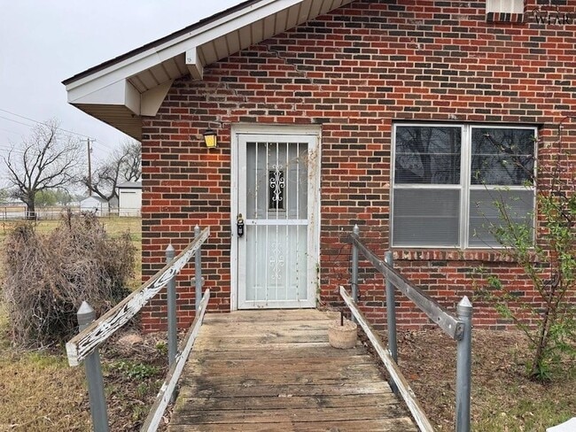 4594 US-287 in Iowa Park, TX - Foto de edificio - Building Photo