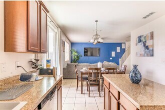 5727 S 35th Pl in Phoenix, AZ - Building Photo - Building Photo