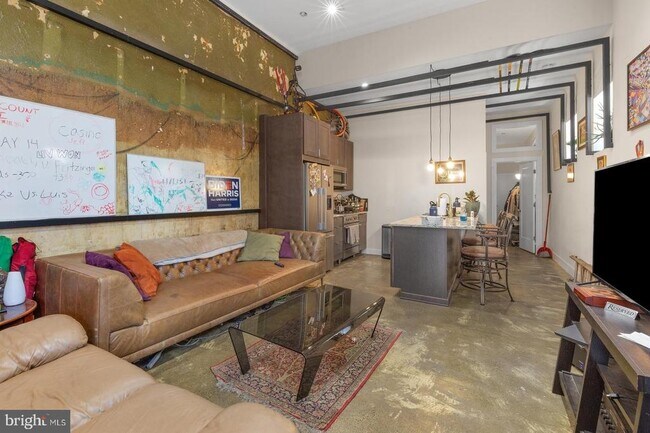 property at 1301 N 6th St