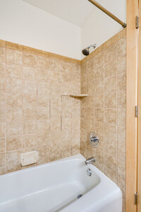 311 Kenwood Apartments | Spacious 1-Bedroo... photo'