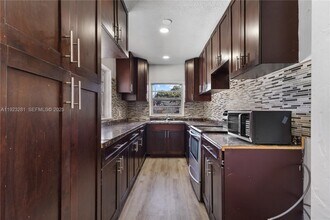 4030 NW 1st Ave in Miami, FL - Building Photo - Building Photo