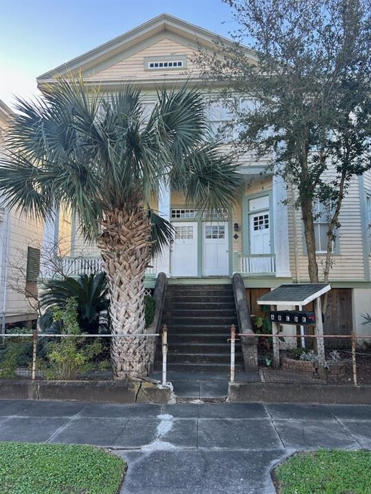 823 Church St in Galveston, TX - Building Photo