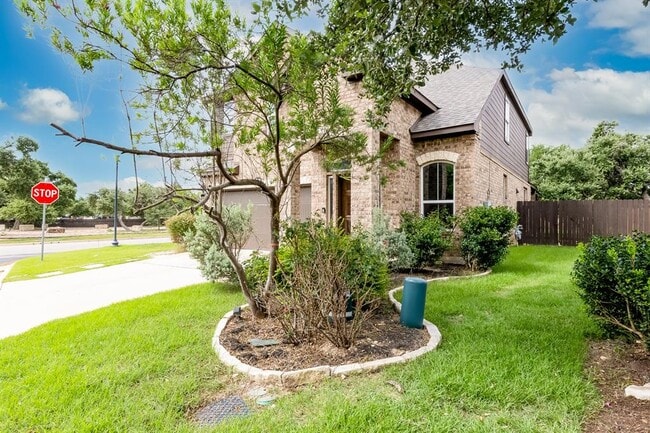 3451 Mayfield Ranch Blvd in Round Rock, TX - Building Photo - Building Photo