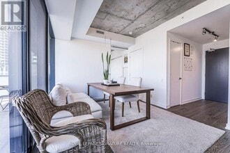 11 Charlotte St in Toronto, ON - Building Photo - Building Photo