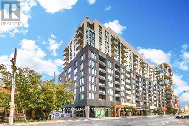 property at 525 Adelaide St W
