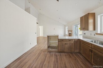 4565 Katherina Z Pl in Howell, MI - Building Photo - Building Photo