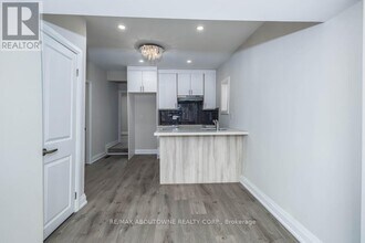131 West Avenue N in Hamilton, ON - Building Photo - Building Photo