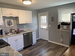 115 2nd Ave N in Glen Burnie, MD - Building Photo - Building Photo