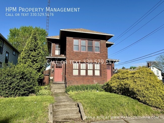property at 1259 Oxford Ave NW