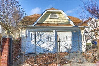 216-64 113th Dr in Queens, NY - Building Photo - Building Photo