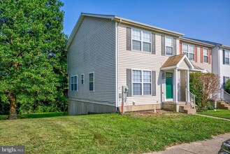 213 Copperfield Ln in Winchester, VA - Building Photo - Building Photo