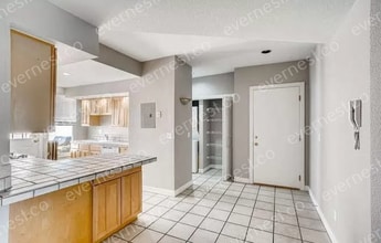 1100 Logan St in Denver, CO - Building Photo - Building Photo