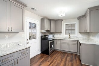 1643 Mary George Ave NW in Atlanta, GA - Building Photo - Building Photo