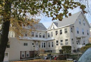 105-107 Washington St in Gardner, MA - Building Photo