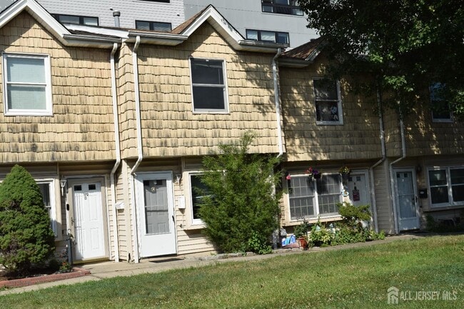 property at 172 Roosevelt Ave