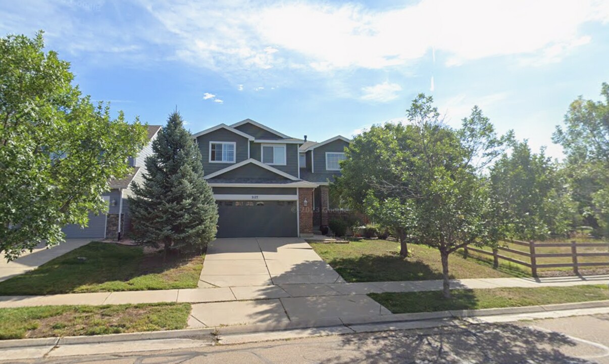 2127 Primrose Ln in Erie, CO - Building Photo