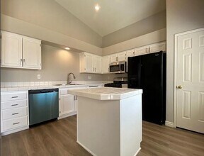 9317 Mountain Rise Ave in Las Vegas, NV - Building Photo - Building Photo