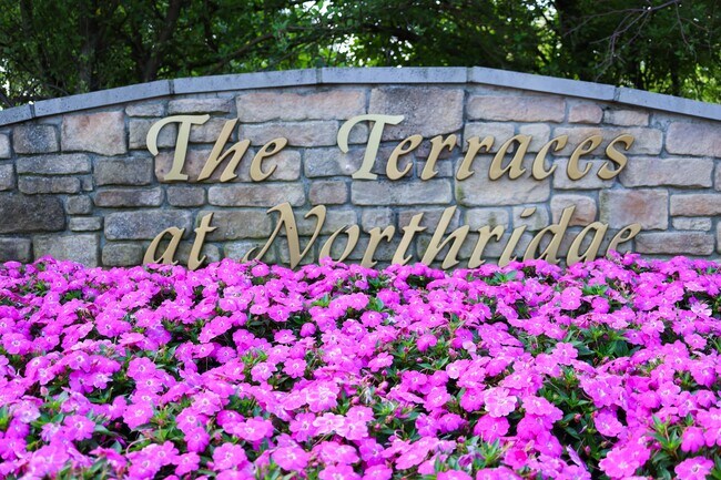 Terraces at Northridge in Brooklyn, OH - Foto de edificio - Building Photo