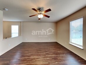 33217 Wedgewood Dr in Magnolia, TX - Building Photo - Building Photo