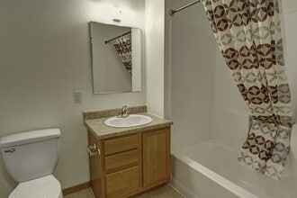 Dakota Apartments in Stanley, ND - Foto de edificio - Building Photo