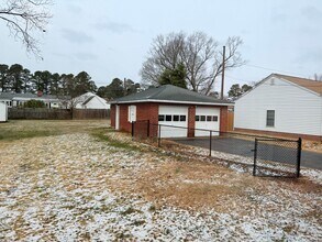 8276 Franklin Ln in Mechanicsville, VA - Building Photo - Building Photo