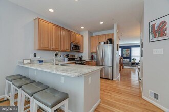 164 Comay Terrace in Alexandria, VA - Building Photo - Building Photo