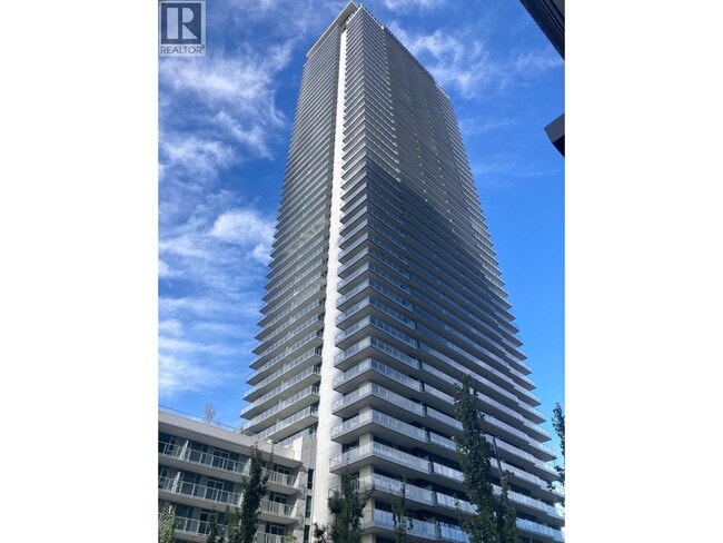 property at 3809 Evergreen Pl