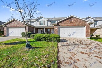 7541 Lazy Spur Blvd in Fort Worth, TX - Building Photo - Building Photo