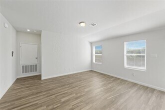 404 Jameson in Springtown, TX - Building Photo - Building Photo