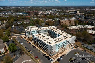 8501 University Executive Park Dr in Charlotte, NC - Building Photo - Building Photo