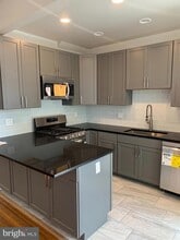 1708 Kilbourne Pl NW in Washington, DC - Building Photo - Building Photo